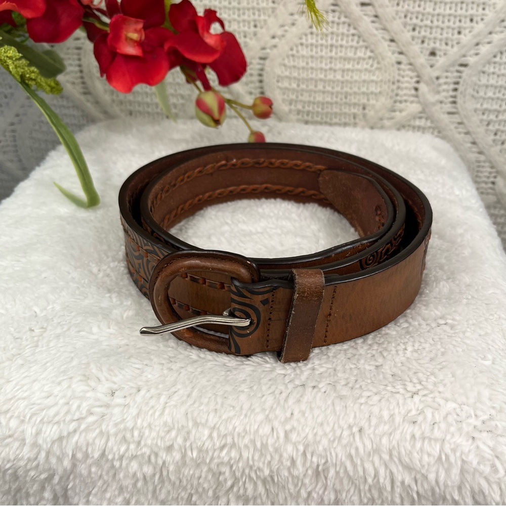 ROBERT GRAHAM‎ |  Brown Tooled Genuine Leather Heart & Floral Belt